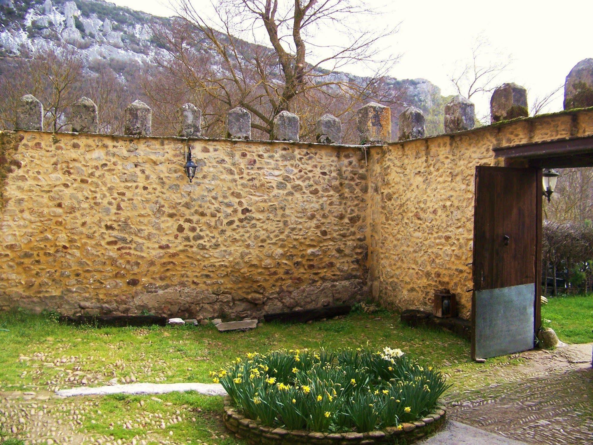 Palacio De Los Alvarado En Las Merindades El Ribero المظهر الخارجي الصورة